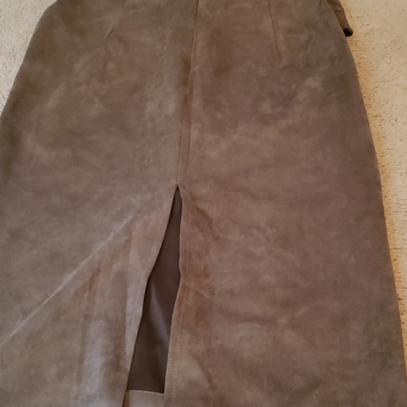 2 piece long skirt and tube top - Picture 4 of 5